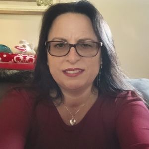 Meet your Posher, Lori